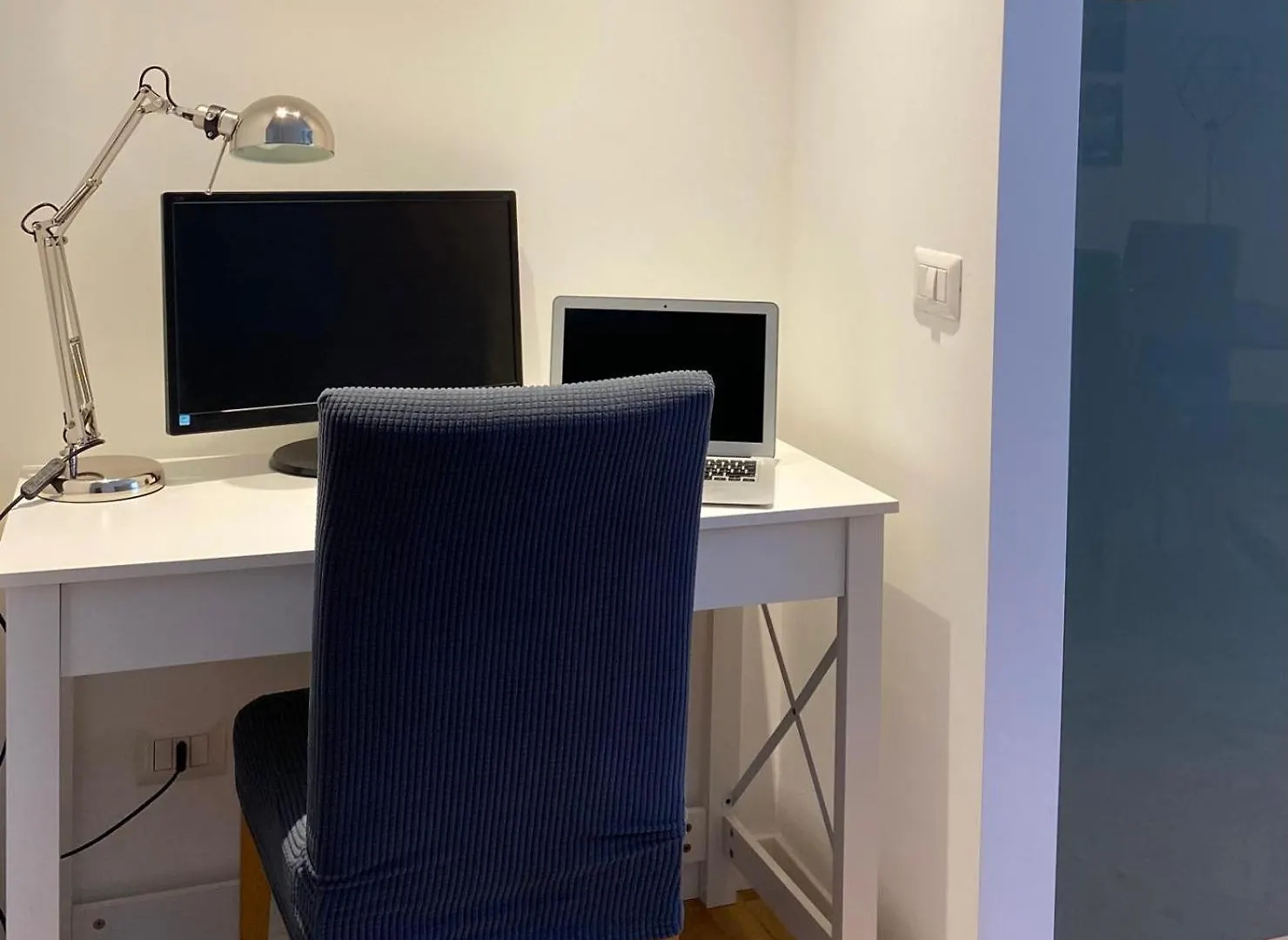 Modern 2 Bedrooms - Cino 15 Milano 0*,