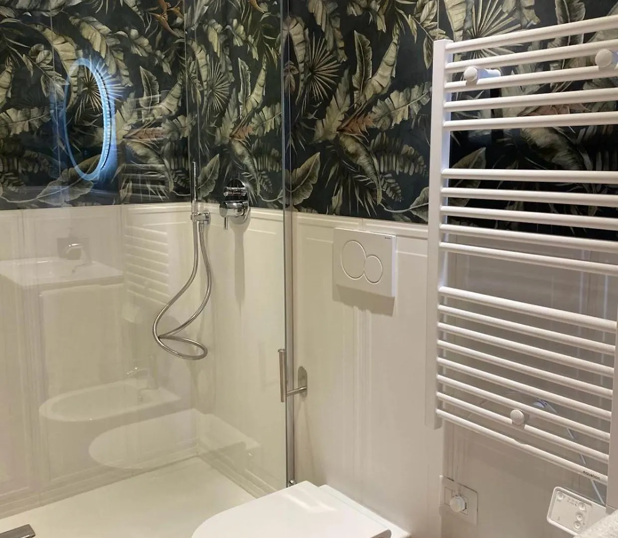 Modern 2 Bedrooms - Cino 15 Milano Italia